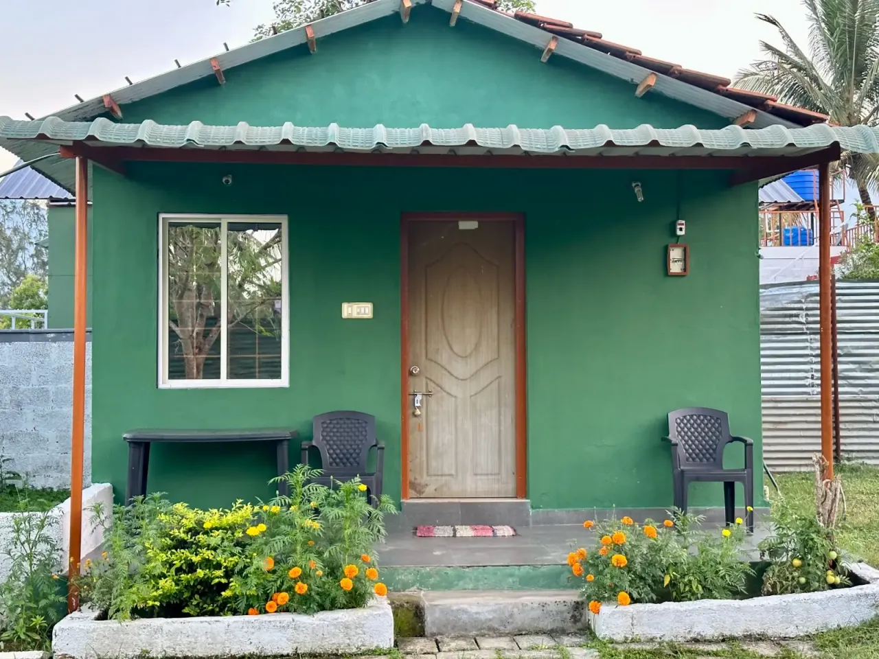 Deluxe Cottages by "Down to Earth" by Laksem Situated in sethumadai, pollachi, coimbatore. It is good for families and couples